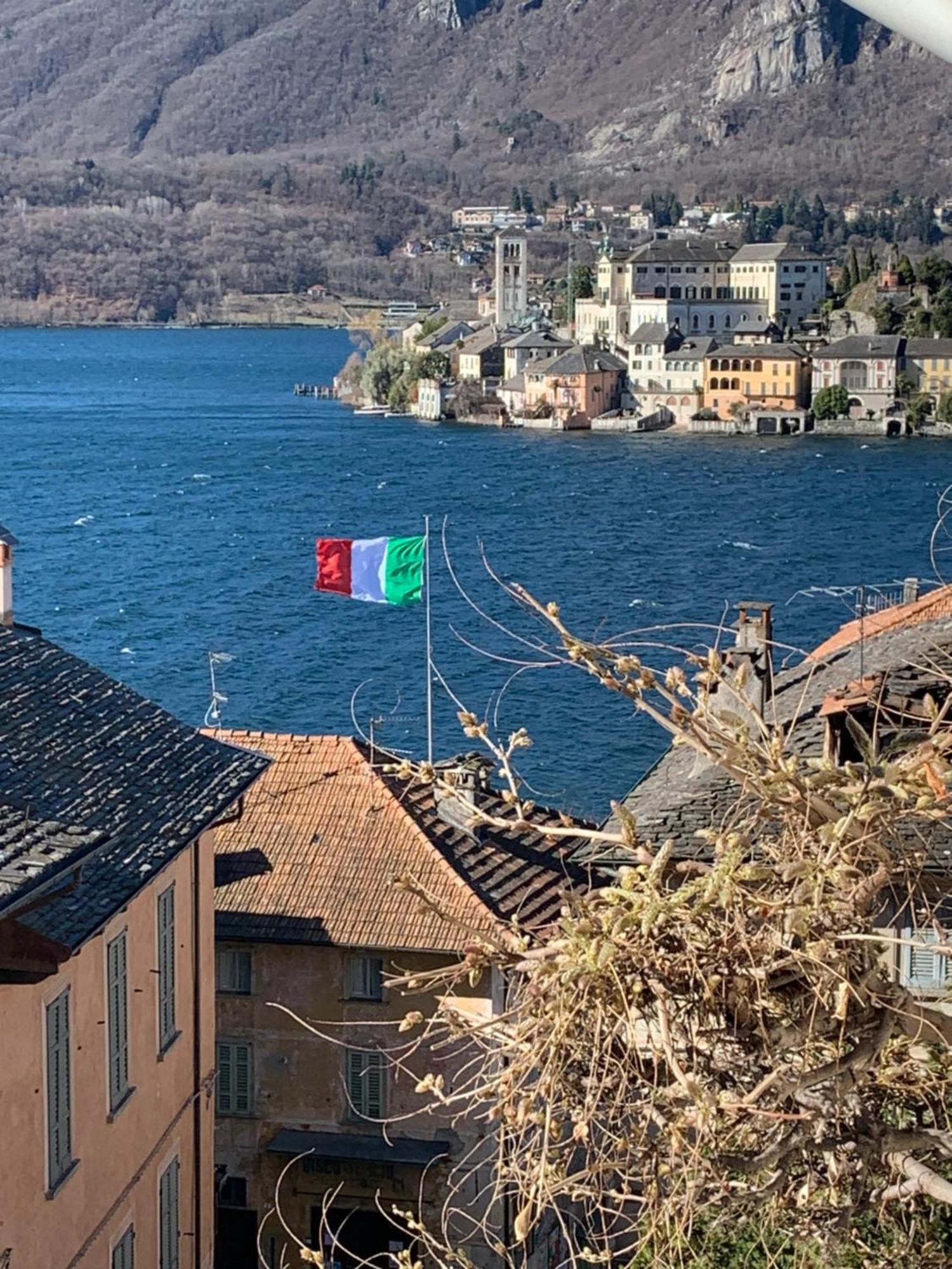 -Ortaflats- Appartamento Belvedere Orta San Giulio Buitenkant foto