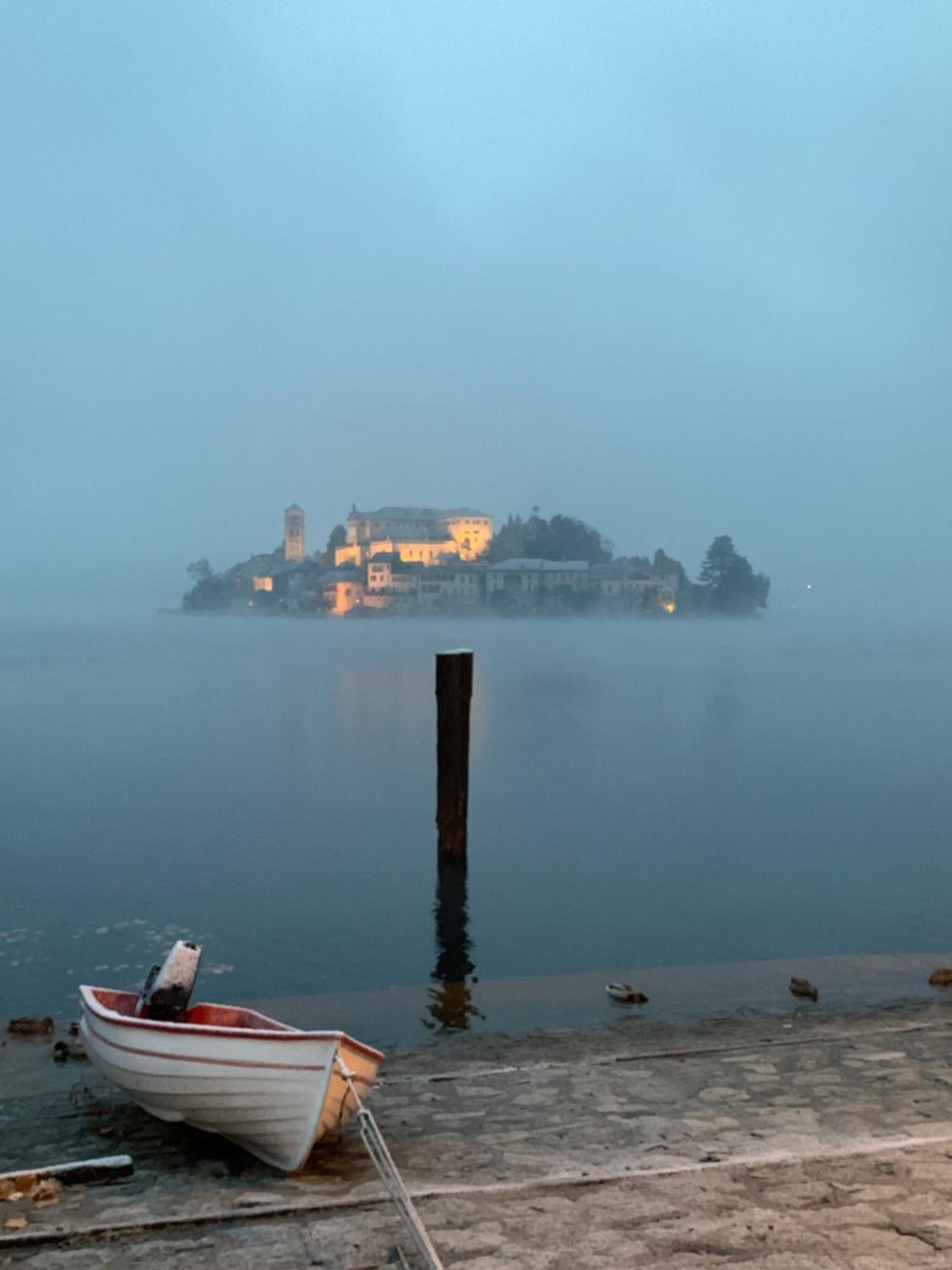 -Ortaflats- Appartamento Belvedere Orta San Giulio Buitenkant foto