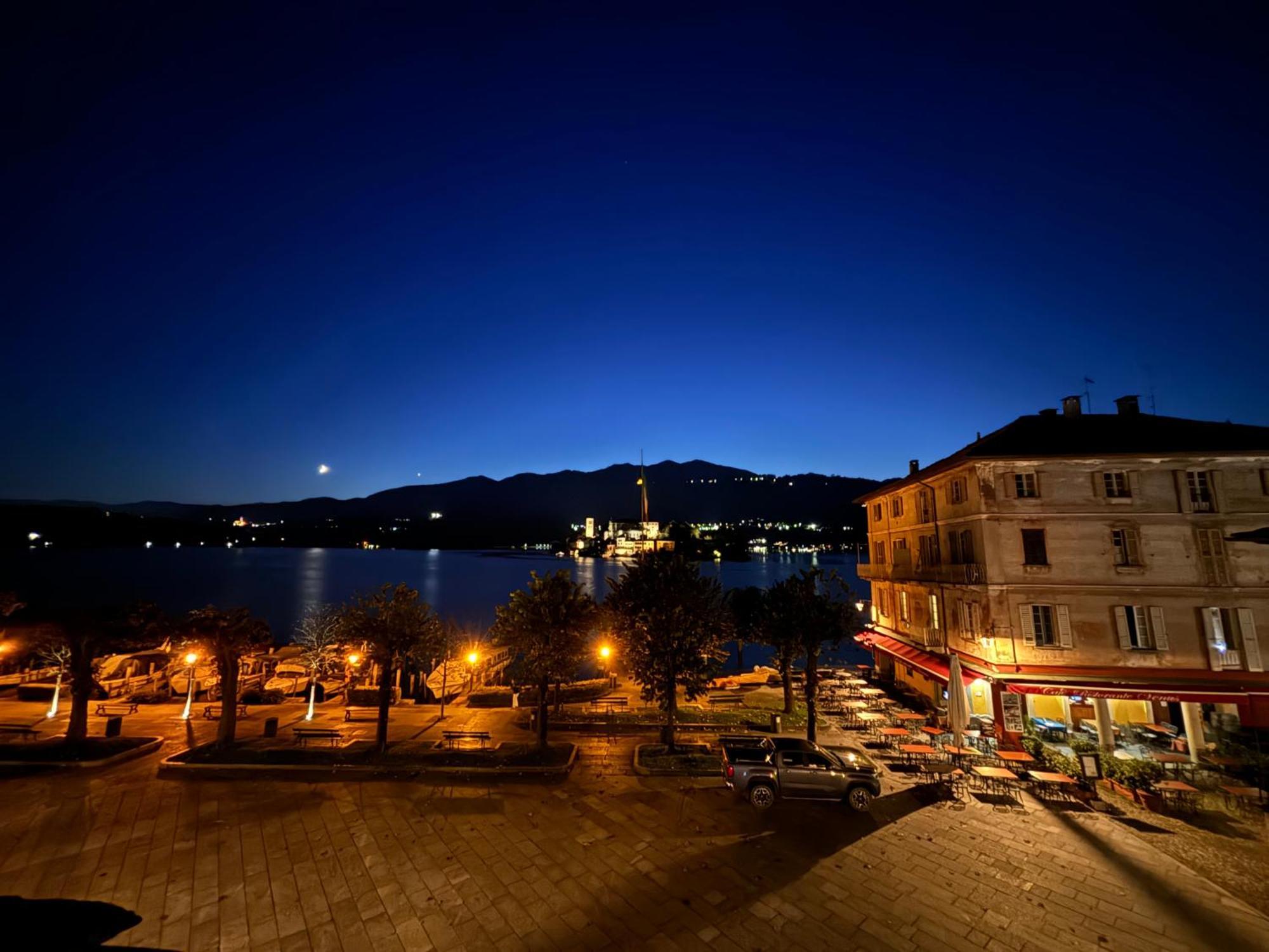 -Ortaflats- Appartamento Belvedere Orta San Giulio Buitenkant foto